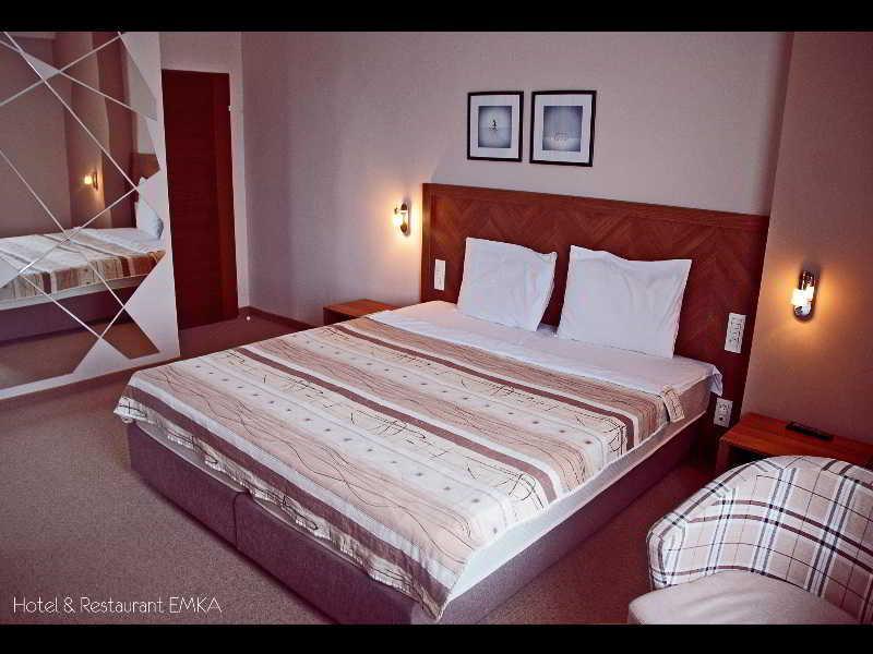 Hotel Emka Tetovo Extérieur photo